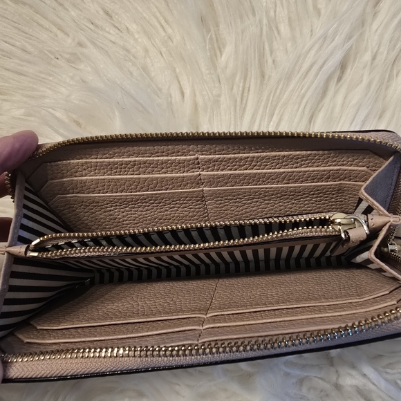 Kate Spade Women's Pink Pebble Leather Wallet - Picture 2 of 3